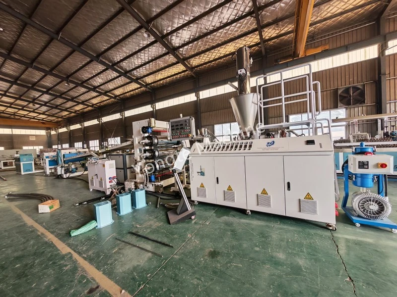 Dây chuyền ép đùn tấm mỏng PVC 1200mm