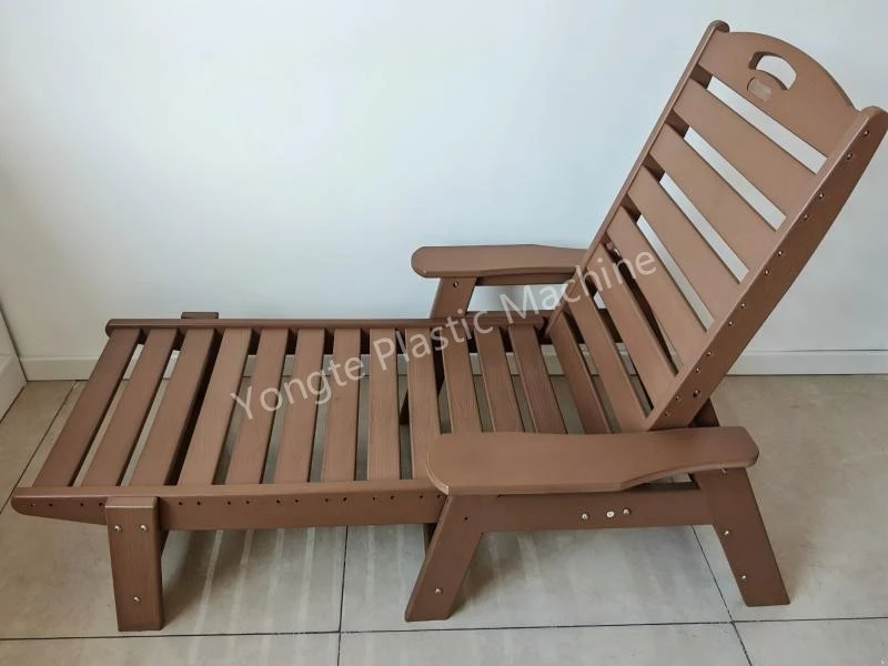 Đơn đặt hàng máy gỗ nhựa từ khách hàng châu Âu