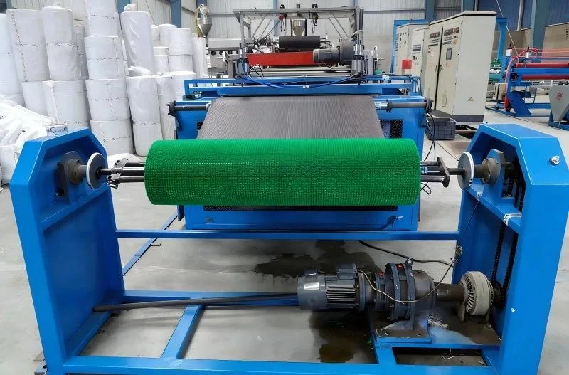Dây chuyền sản xuất tấm chắn bùn nhựa Trung Quốc