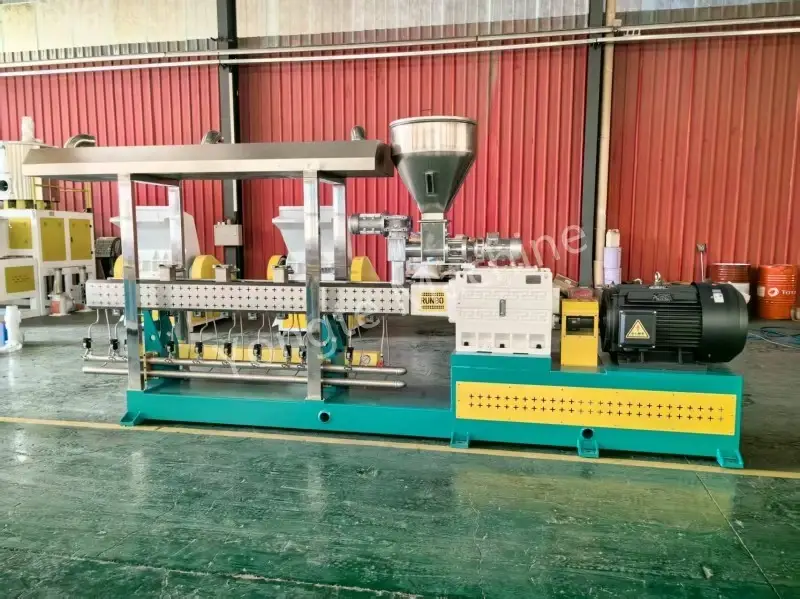 Yongte PET Recycling Extruder sold to China Customer