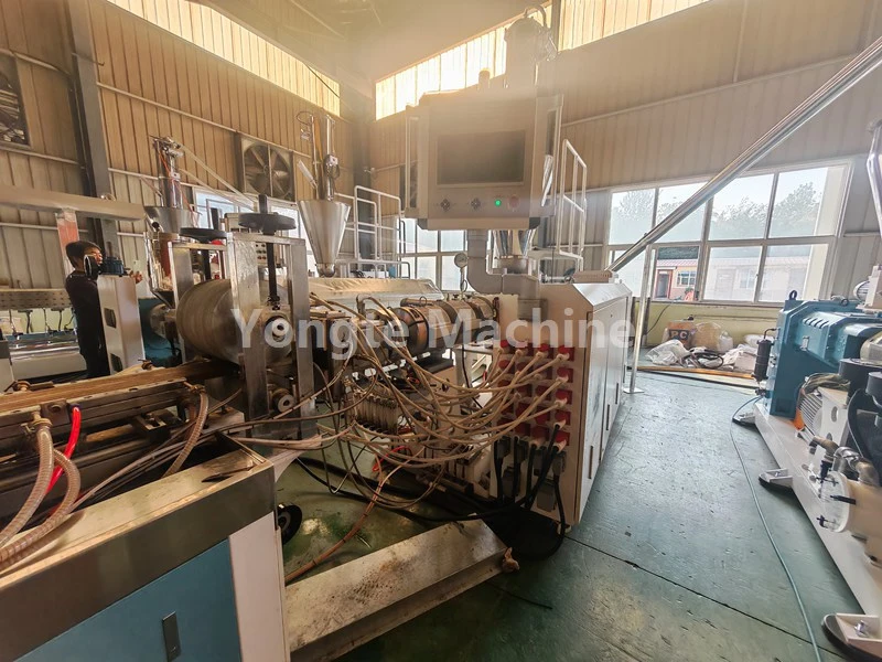 WPC Extruder machine