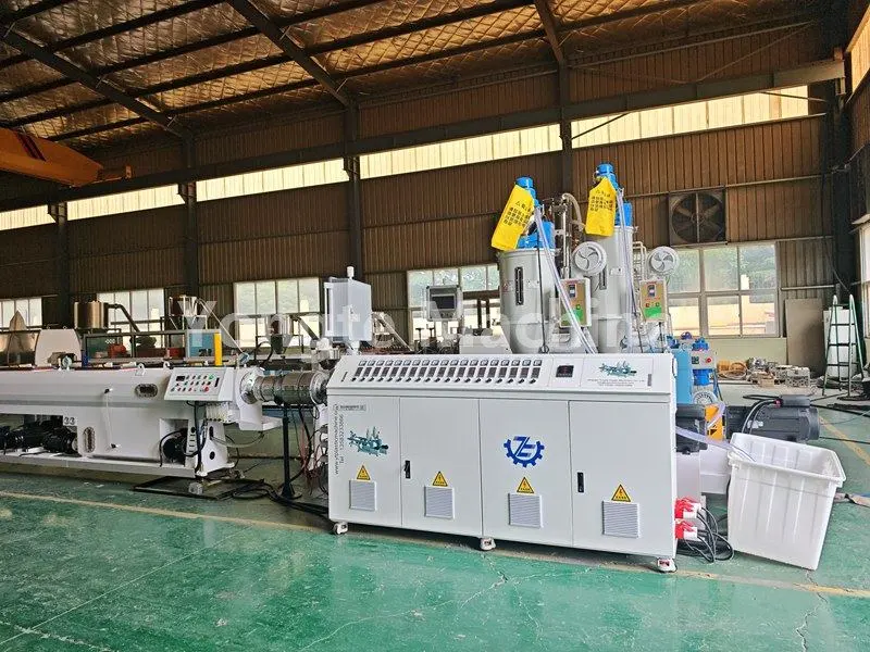 Máy đùn ống PE