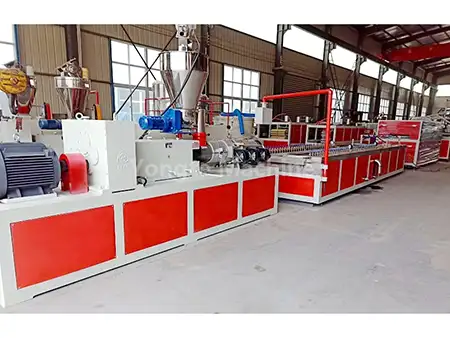 Dây chuyền sản xuất tấm tường PVC