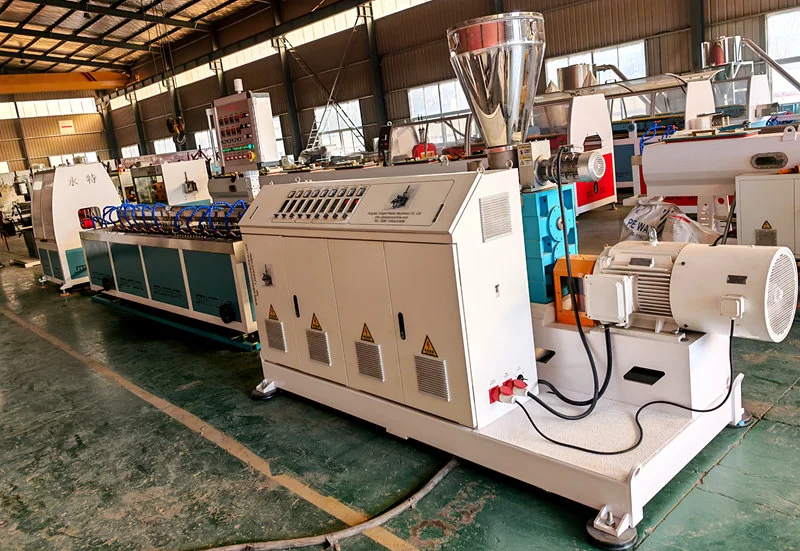 Máy làm ống cao su